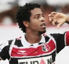 Santa Cruz mira retorno de Keno, do Fluminense, para S&eacute;rie C