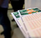 Tal&otilde;es da Mega-Sena.