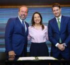 Raquel Lyra renova concess&atilde;o da Neoenergia Pernambuco.