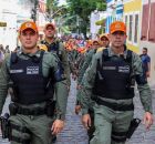 Policiais Militares nas ladeiras de Olinda 