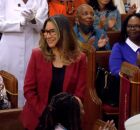 A primeira-dama Janja foi aplaudida pelos fi&eacute;is 