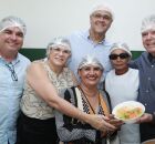 Governador em exerc&iacute;cio Ricardo Paes Barreto participa da inaugura&ccedil;&atilde;o de nova cozinha comunit&aacute;ria.