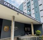 Delegacia da mulher, onde advogado foi levado.