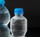 Garrafas de &aacute;gua. 