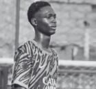 Goleiro Cheikh Tour&eacute;, de 18 anos.