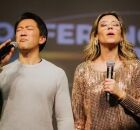 Lucas Hayashi e esposa, tamb&eacute;m pastora da Igreja Zion Church.