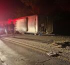 &Ocirc;nibus virado na BR-423.