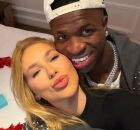 Virginia Fonseca e Vin&iacute;cius J&uacute;nior anunciaram o namoro no dia 28 de outubro.