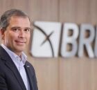 Opera&ccedil;&atilde;o que prendeu dono do Banco Master afasta presidente do Banco de Bras&iacute;lia.