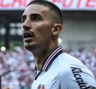 Thiago Galhardo encerra v&iacute;nculo com o Santa Cruz ap&oacute;s cobran&ccedil;a milion&aacute;ria de sal&aacute;rios atrasados 