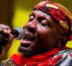 Cantor Jimmy Cliff, &iacute;cone do reggae, morre aos 81 anos ap&oacute;s convuls&atilde;o e pneumonia. 