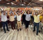 Lup&eacute;rcio realiza encontro com apoiadores.