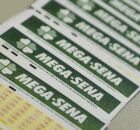Cartelas da Mega-Sena.