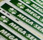 Cartelas da Mega-Sena.