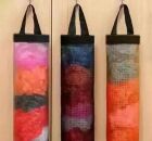 Organizadores de sacolas ganham espa&ccedil;o na cozinha.