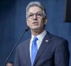 Zema prop&otilde;e enviar presos do PCC e CV ao pres&iacute;dio de El Salvador e criar unidade na Amaz&ocirc;nia