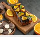 O morango do amor dominou as vitrines, mas o setor de confeitaria j&aacute; aposta em novas estrelas. Sabores brasileiros, doces funcionais e releituras artesanais est&atilde;o conquistando o p&uacute;blico.