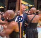 Ariana Grande &eacute; atacada por f&atilde; em evento de Wicked, e Cynthia Erivo sai em defesa da atriz