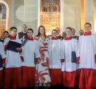 Governadora Raquel Lyra prestigia tradicional Missa do Galo no Quartel do Derby