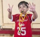 Crian&ccedil;a de tr&ecirc;s anos que entrou na Federa&ccedil;&atilde;o Internacional de Xadrez.