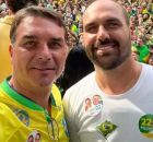 Eduardo e Fl&aacute;vio Bolsonaro.