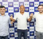 Eduardo Hon&oacute;rio, ex-prefeito de Goiana, ao lado de Lula e Eduardo da Fonte.