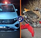 Carro e motocicleta envolvidos em colis&atilde;o.