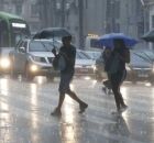 Alertas do Inmet refor&ccedil;am aten&ccedil;&atilde;o para impactos do clima em diferentes Estados.