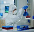 An&aacute;lise de amostras de influenza em laborat&oacute;rio epidemiol&oacute;gico para identificar varia&ccedil;&otilde;es do v&iacute;rus.