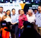 Prefeita Elcione ao lado de Raquel Lyra, em Igarassu.