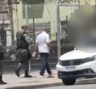 Momento em que secret&aacute;rio &eacute; preso pela PMPE.