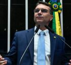 Senador Fl&aacute;vio Bolsonaro.