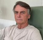 Ex-presidente Bolsonaro internado no hospital.