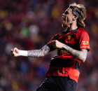 Barletta comemorando gol 