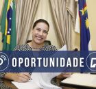 Governadora Raquel Lyra assinando documento.