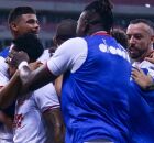 N&aacute;utico vence Santa Cruz na Arena de Pernambuco.