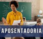 Professora da educa&ccedil;&atilde;o b&aacute;sica em sala de aula.