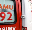 Ambul&acirc;ncia do SAMU.