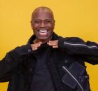 Pode pedir m&uacute;sica? Edilson Capetinha &eacute; o terceiro participante do BBB 26 a ser expulso; saiba motivo