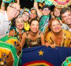 Governadora ao lado de Mano e Andrea Medeiros, prefeito e primeira-dama de Jaboat&atilde;o.