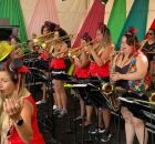 Orquestra 100% Mulher anima bloco da Faculdade de Medicina de Olinda (FMO)