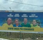 Outdoor em apoio &agrave; fam&iacute;lia Bolsonaro em Pernambuco.