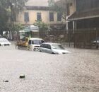 Rua alagada no Rio de Janeiro.
