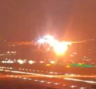 Avi&atilde;o pega fogo em decolagem.