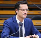 Ex-deputado diz que C&acirc;mara pode aprovar projeto "anti-crist&atilde;o" que oficializa "ideologia de g&ecirc;nero"