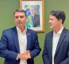 Fl&aacute;vio Bolsonaro e Anderson Ferreira.