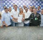 France Hacker assina filia&ccedil;&atilde;o &agrave; federa&ccedil;&atilde;o Uni&atilde;o Progressista.