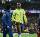 Gabriel Magalh&atilde;es &eacute; desconvocado ap&oacute;s sentir dores no joelho.