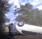 Momento em que Pol&iacute;cia Militar cerca homem.
