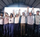 Em Vit&oacute;ria de Santo Ant&atilde;o, governadora Raquel Lyra entrega 700 t&iacute;tulos de propriedade e anuncia amplia&ccedil;&atilde;o do abastecimento de &aacute;gua e constru&ccedil;&atilde;o de creche